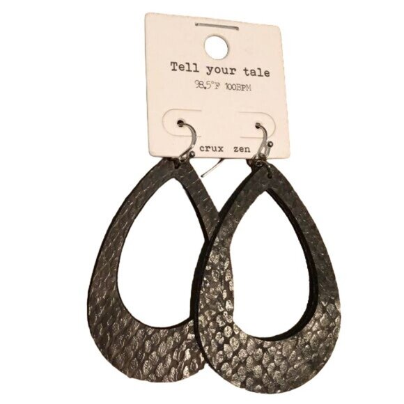 Tell Your Tale Crux Zen Faux Leather Statement Earrings, Set of 3 - Picture 2 of 4